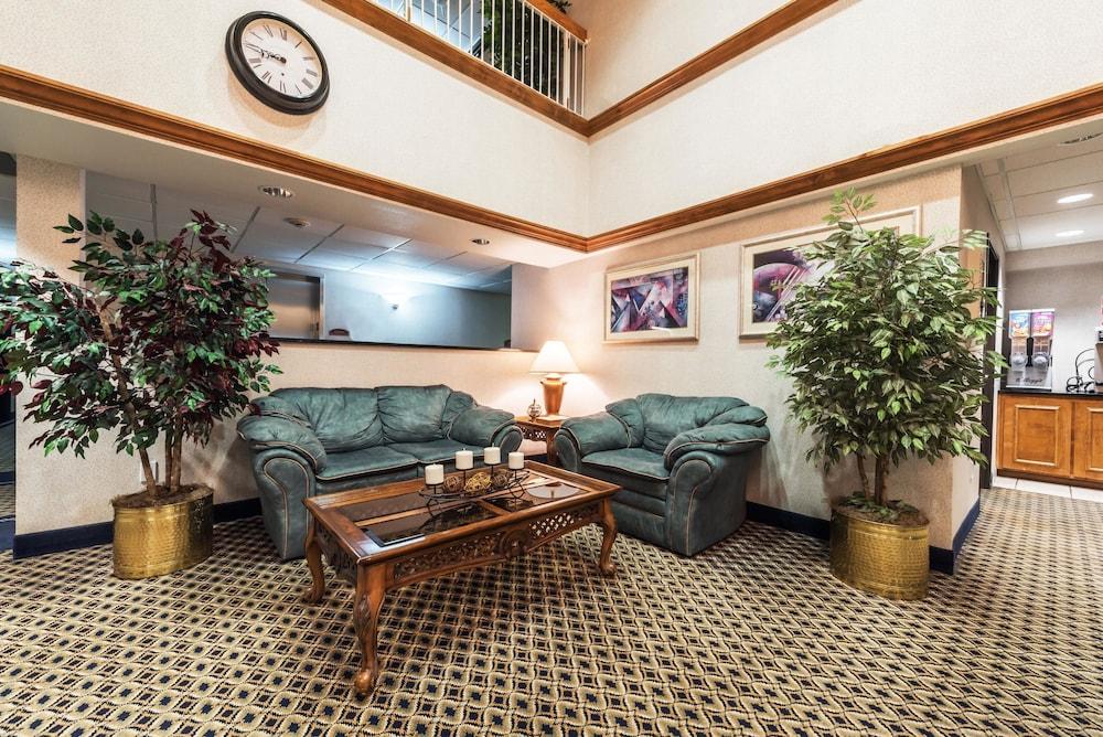 Super 8 By Wyndham 2* Weatherford