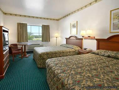 Super 8 By Wyndham Hotel Weatherford